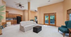 719 White Oak Lane, Gladstone, MO 64116
