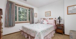 719 White Oak Lane, Gladstone, MO 64116