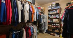 719 White Oak Lane, Gladstone, MO 64116