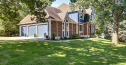 719 White Oak Lane, Gladstone, MO 64116