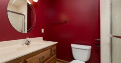 719 White Oak Lane, Gladstone, MO 64116