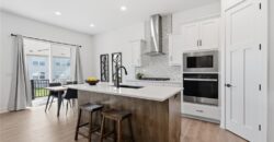 8015 N Sycamore Avenue, Kansas City, MO 64158