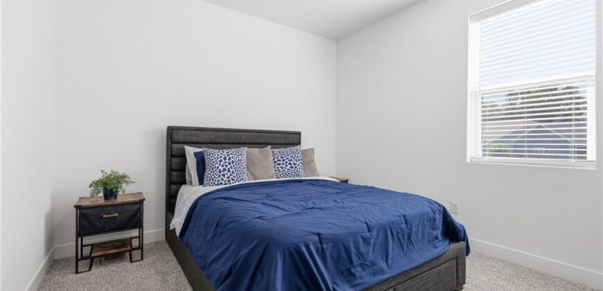 8015 N Sycamore Avenue, Kansas City, MO 64158