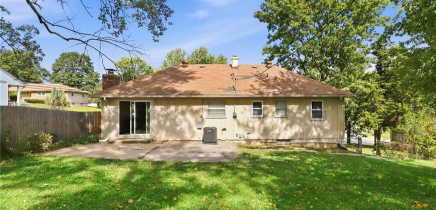 1405 NE 76th Street, Gladstone, MO 64118