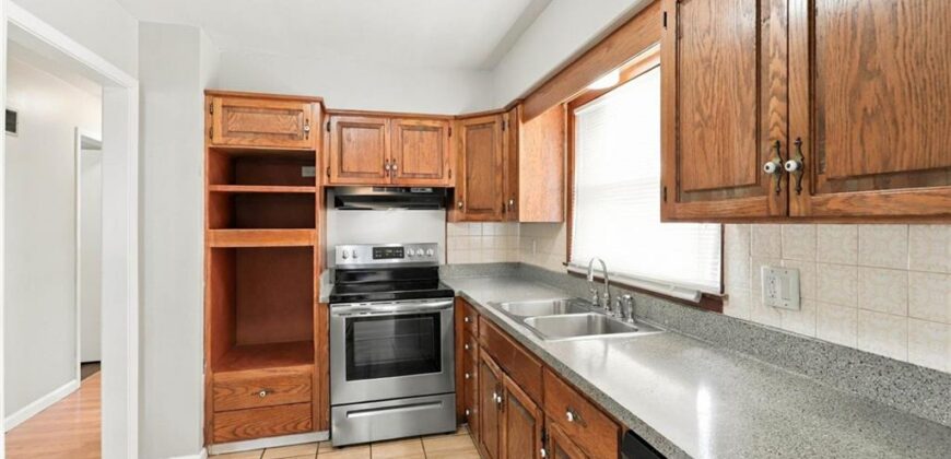 1405 NE 76th Street, Gladstone, MO 64118