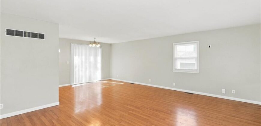 1405 NE 76th Street, Gladstone, MO 64118