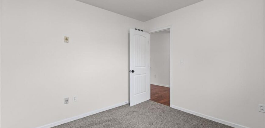 3305 NW 87th Street, Kansas City, MO 64154