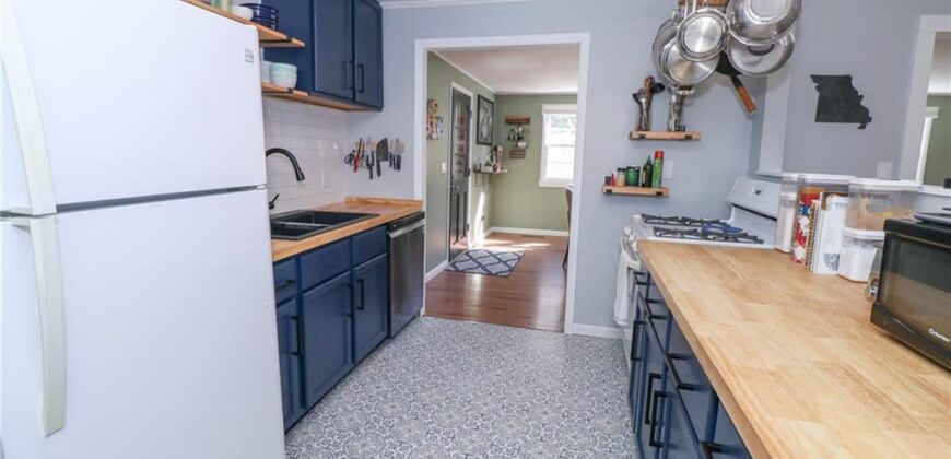 6001 N Tracy Avenue, Kansas City, MO 64118