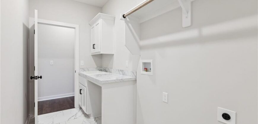 8965 NE 99th Street, Kansas City, MO 64157