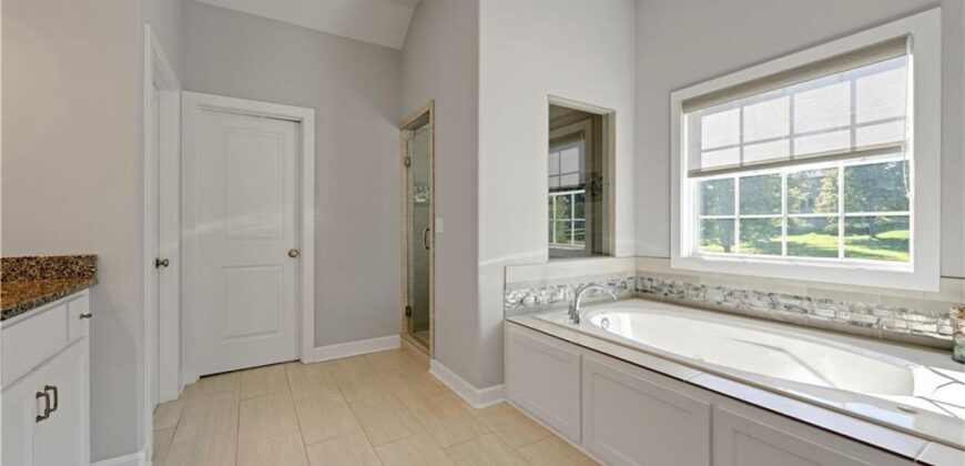 6115 NW 104th Terrace, Kansas City, MO 64154