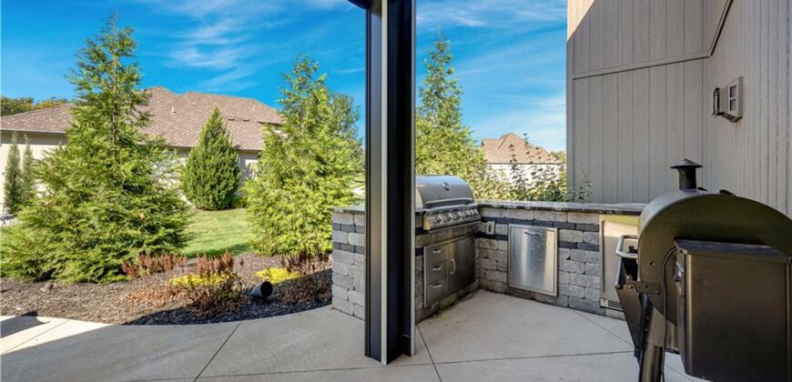 6115 NW 104th Terrace, Kansas City, MO 64154