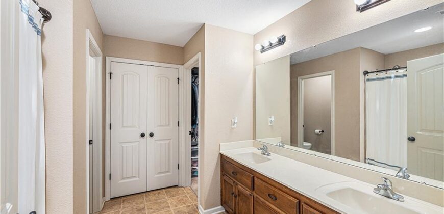 11684 N Ewing Avenue, Kansas City, MO 64156