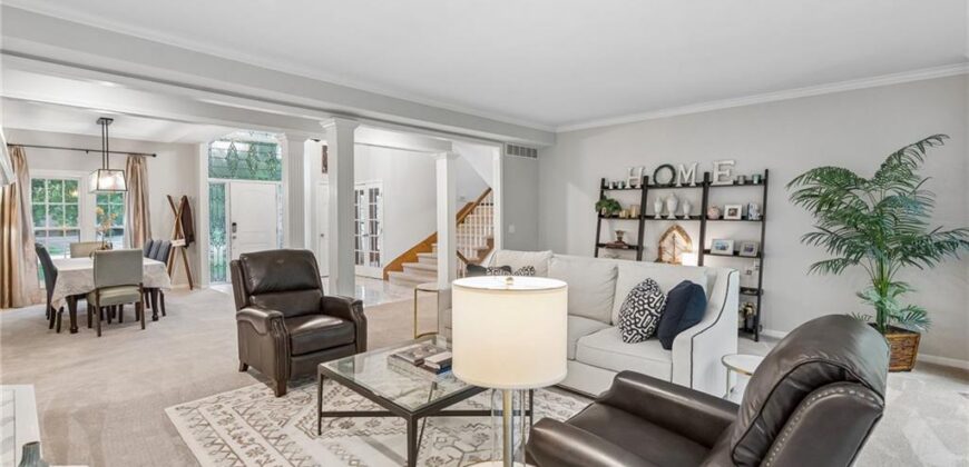 6705 NW Monticello Terrace, Parkville, MO 64152