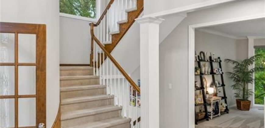 6705 NW Monticello Terrace, Parkville, MO 64152