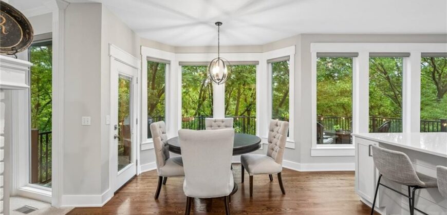 6705 NW Monticello Terrace, Parkville, MO 64152