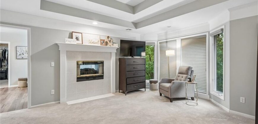 6705 NW Monticello Terrace, Parkville, MO 64152