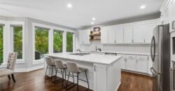 6705 NW Monticello Terrace, Parkville, MO 64152
