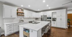 6705 NW Monticello Terrace, Parkville, MO 64152