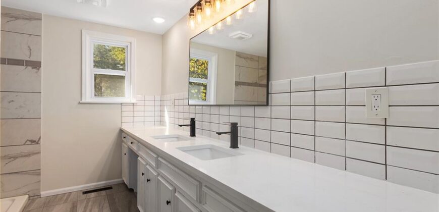 1001 NE 46th Terrace, Kansas City, MO 64116