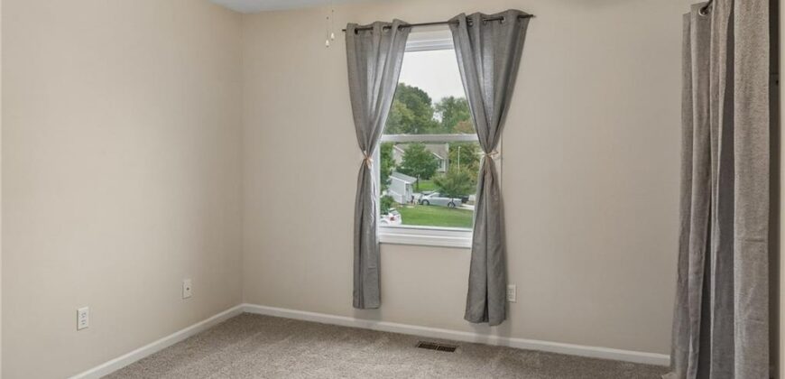 7606 NW 73rd Court, Kansas City, MO 64152