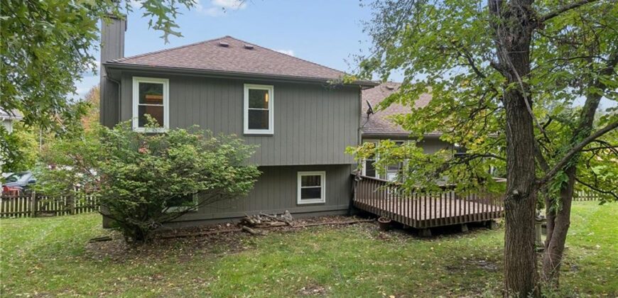 7606 NW 73rd Court, Kansas City, MO 64152