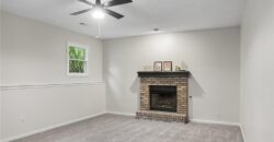 7606 NW 73rd Court, Kansas City, MO 64152