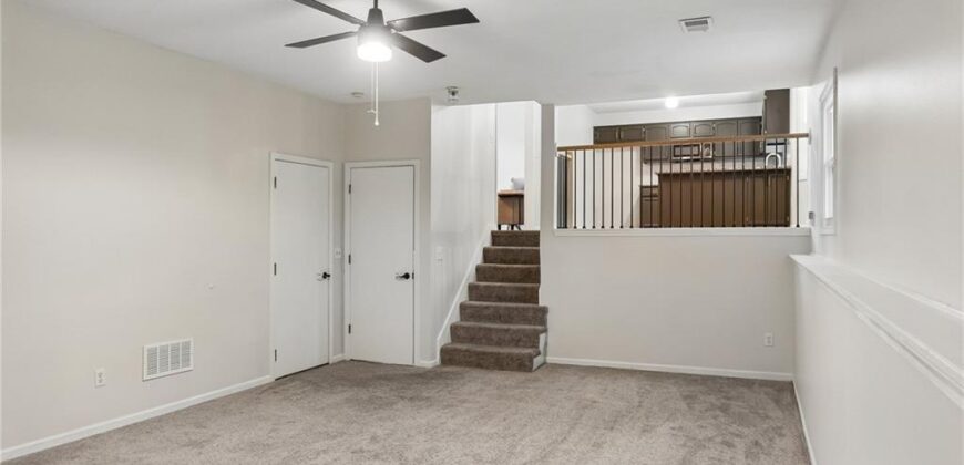 7606 NW 73rd Court, Kansas City, MO 64152