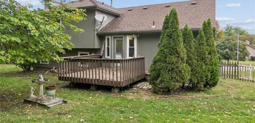 7606 NW 73rd Court, Kansas City, MO 64152
