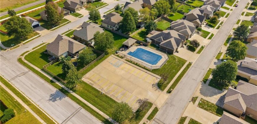 406 Buck Court, Kearney, MO 64060