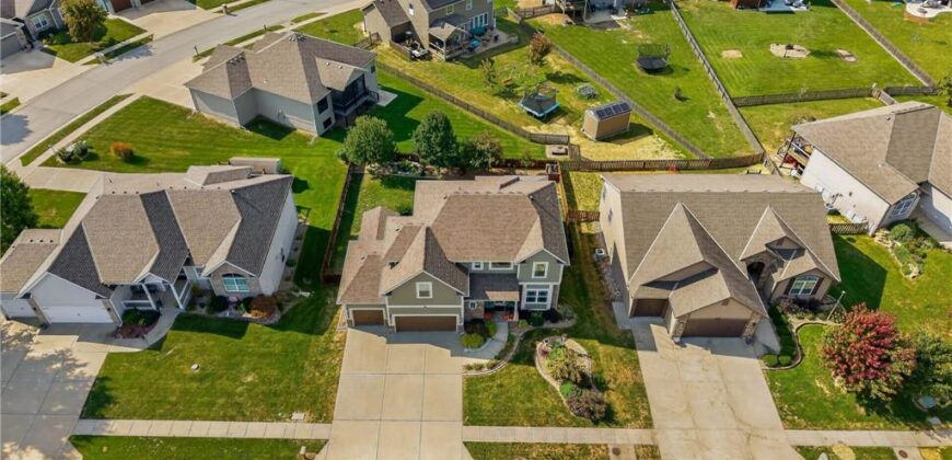406 Buck Court, Kearney, MO 64060