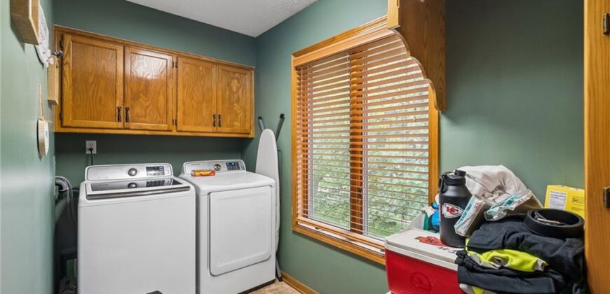 7314 N olive Street, Kansas City, MO 64118