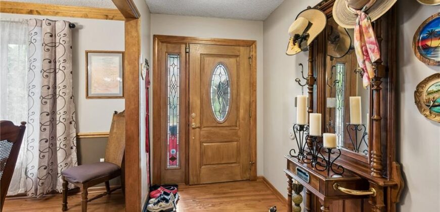 7314 N olive Street, Kansas City, MO 64118