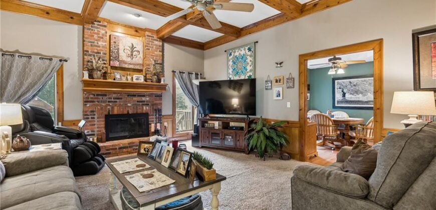 7314 N olive Street, Kansas City, MO 64118