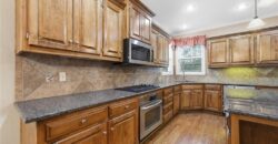 10303 N Dallas Avenue, Kansas City, MO 64154