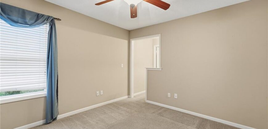 10303 N Dallas Avenue, Kansas City, MO 64154
