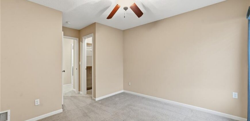 10303 N Dallas Avenue, Kansas City, MO 64154