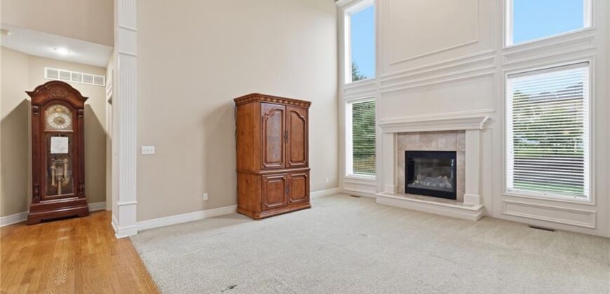 10303 N Dallas Avenue, Kansas City, MO 64154