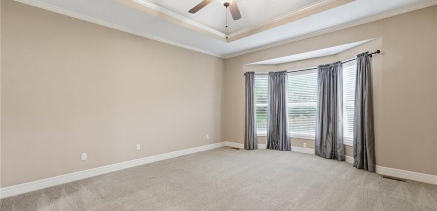 10303 N Dallas Avenue, Kansas City, MO 64154