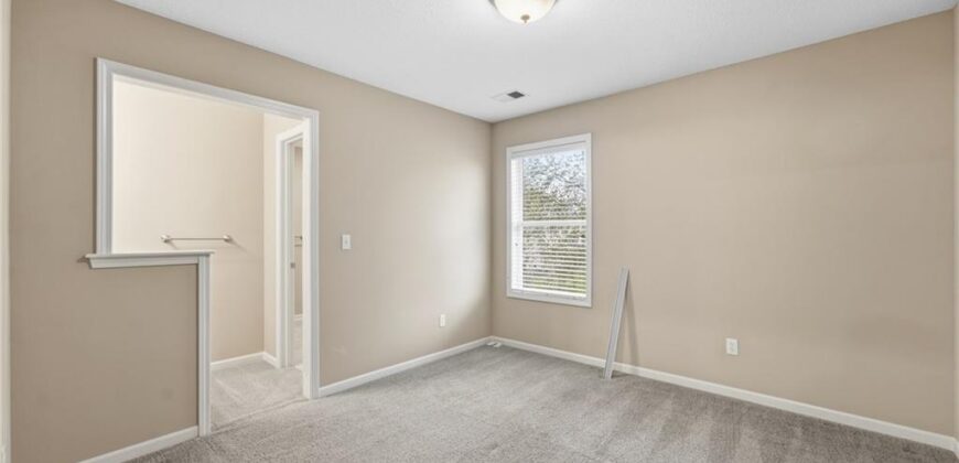 10303 N Dallas Avenue, Kansas City, MO 64154