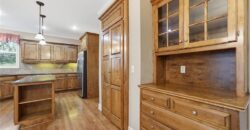 10303 N Dallas Avenue, Kansas City, MO 64154