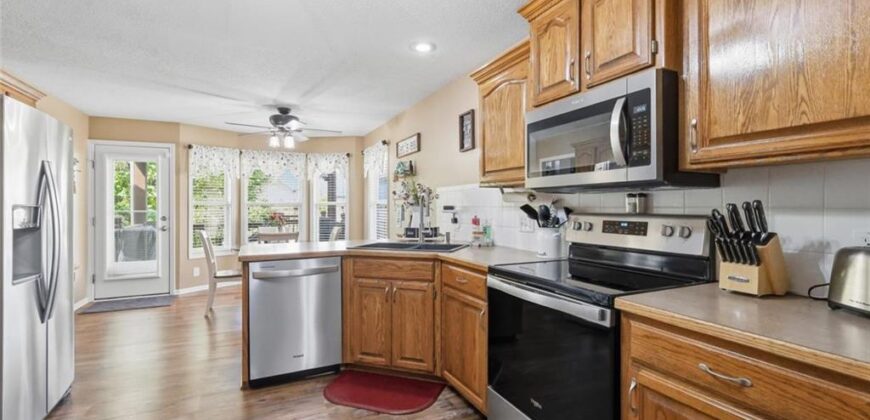11226 N Belleview Avenue, Kansas City, MO 64155