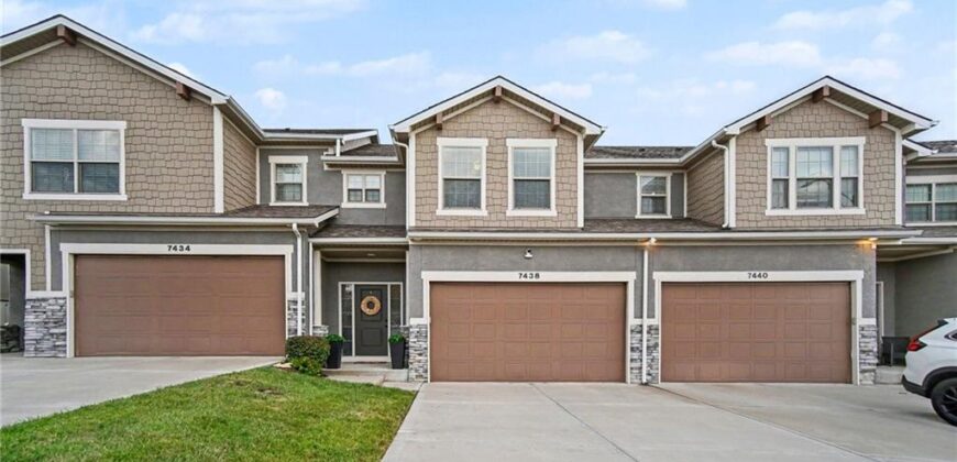 7438 Grand Slam Street, Parkville, MO 64152