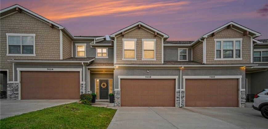 7438 Grand Slam Street, Parkville, MO 64152