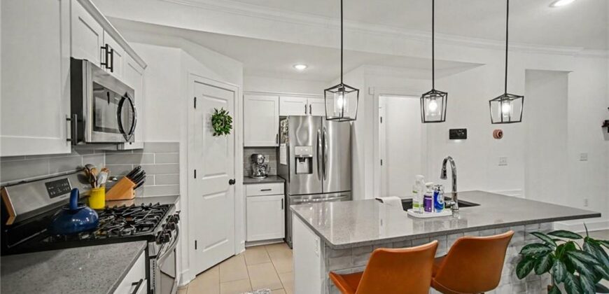 7438 Grand Slam Street, Parkville, MO 64152