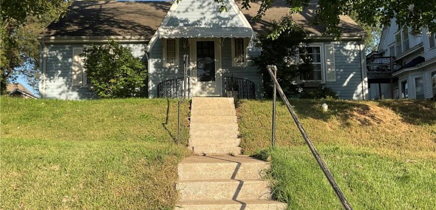 709 2nd Street, Platte City, MO 64079