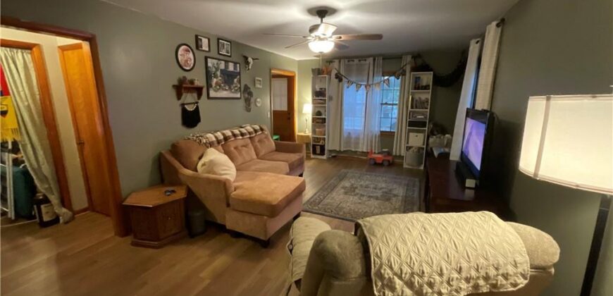 709 2nd Street, Platte City, MO 64079