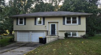 10506 N Baltimore Avenue, Kansas City, MO 64155