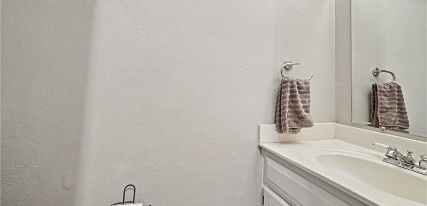 8623 NE 110th Street, Kansas City, MO 64157