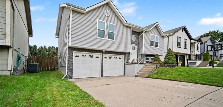8623 NE 110th Street, Kansas City, MO 64157
