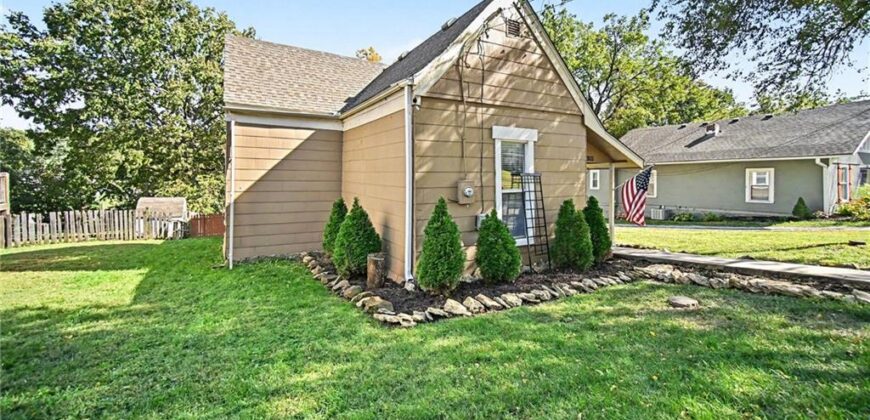303 N MORSE Avenue, Liberty, MO 64068